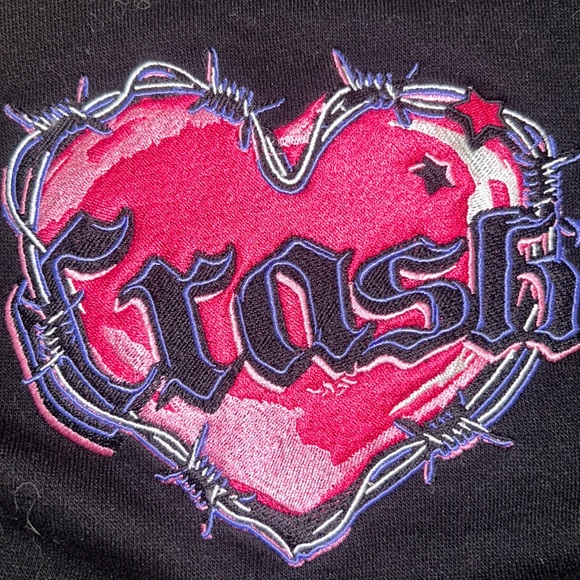 crash 2021 Valentine’s Day, limited edition Hoodie size small - Picture 3 of 4